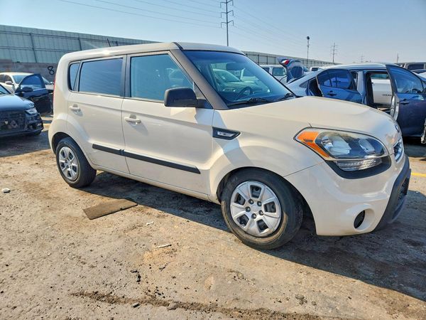 2013 KIA SOUL