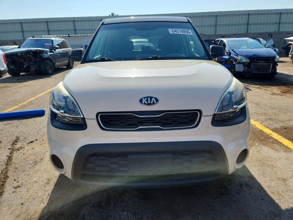 2013 KIA SOUL