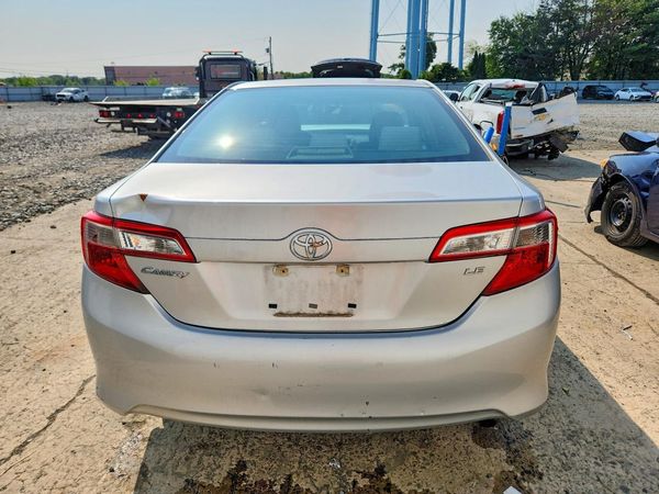 2013 TOYOTA CAMRY
