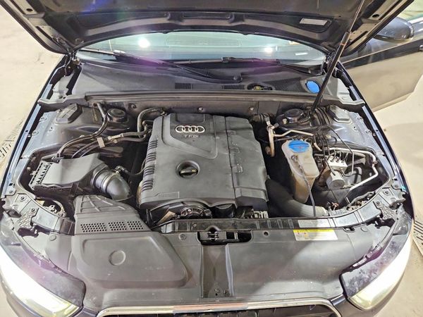 2015 AUDI A4 quattro Premium Plus
