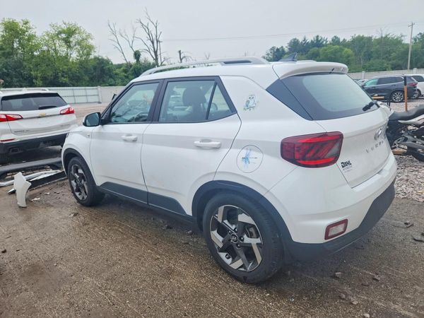 2022 HYUNDAI VENUE