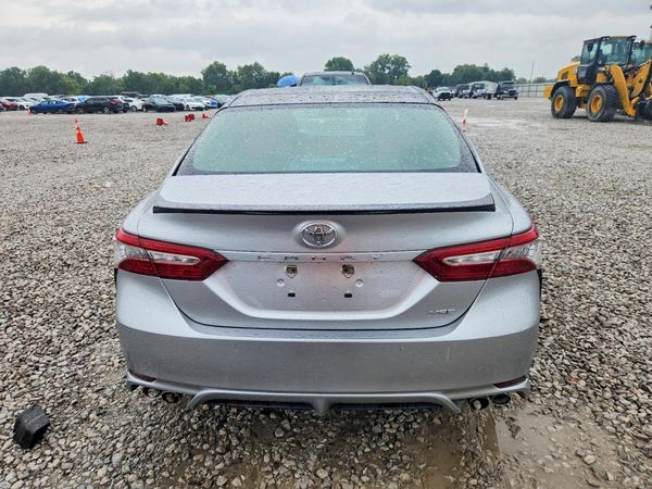 2018 TOYOTA CAMRY XSE