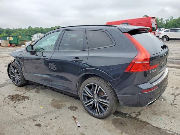 2021 VOLVO XC60 R-Design