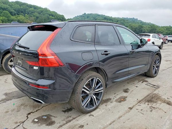2021 VOLVO XC60 R-Design