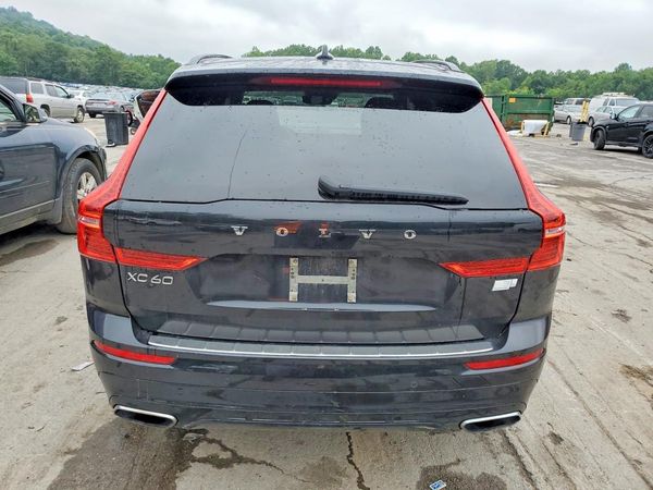 2021 VOLVO XC60 R-Design
