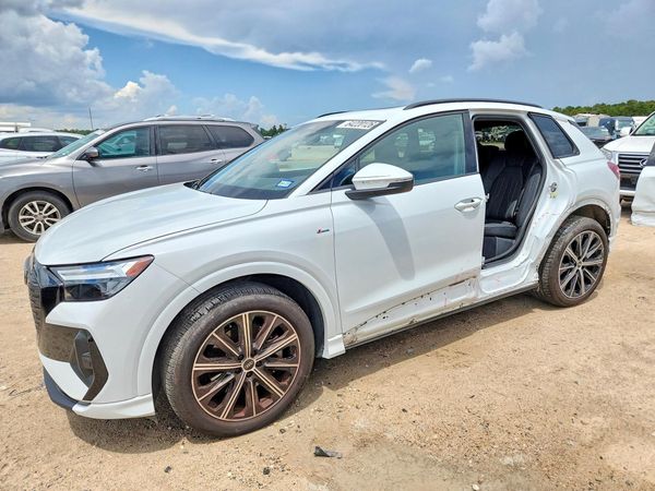 2022 AUDI Q4 E-TRON