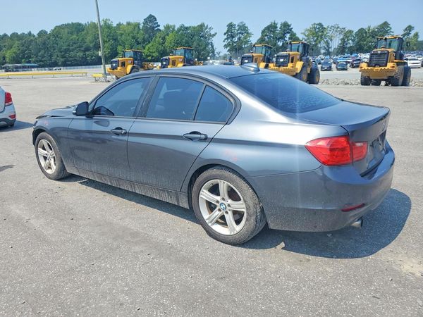 2015 BMW 320