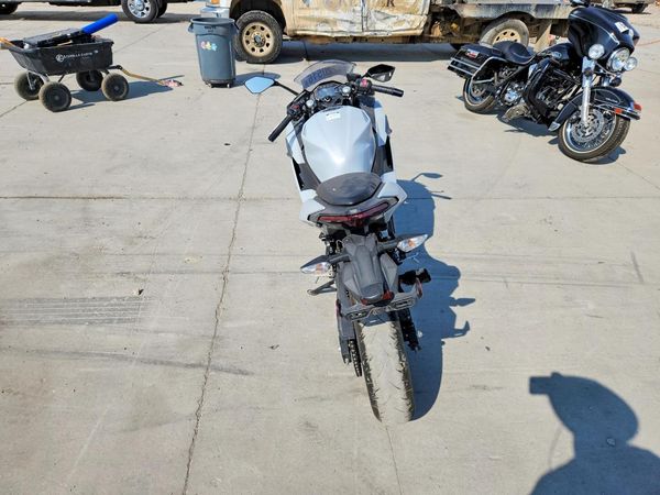 2025 KAWASAKI EX500