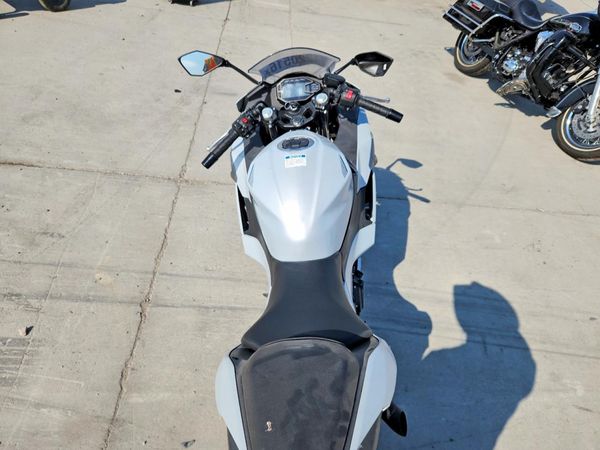 2025 KAWASAKI EX500