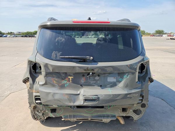 2019 JEEP RENEGADE LATITUDE 4X2