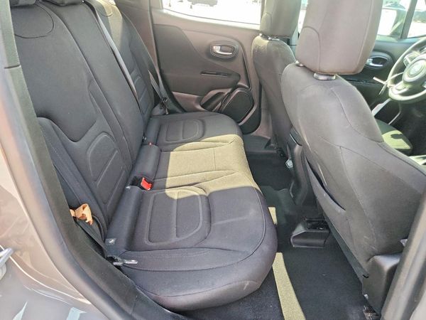 2019 JEEP RENEGADE LATITUDE 4X2
