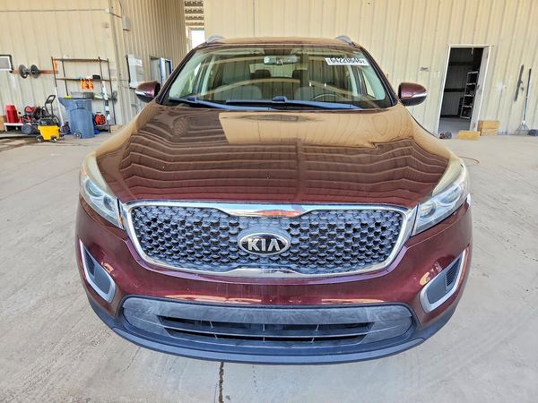 2017 KIA SORENTO L, LX