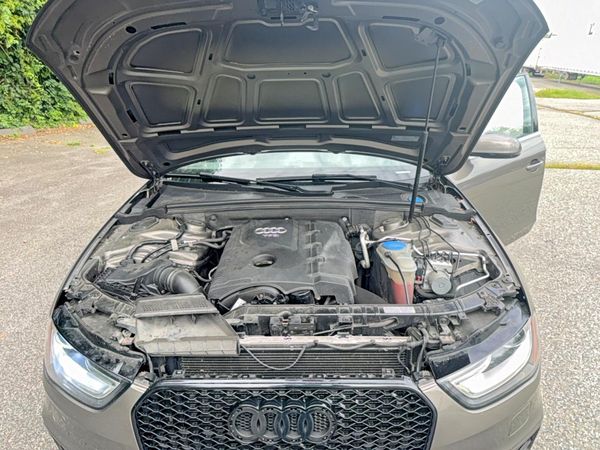 2014 AUDI A4 quattro Premium Plus