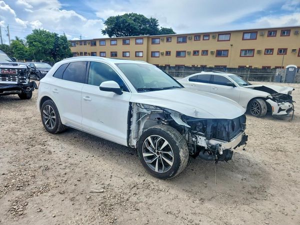 2021 AUDI Q5 quattro Premium Plus