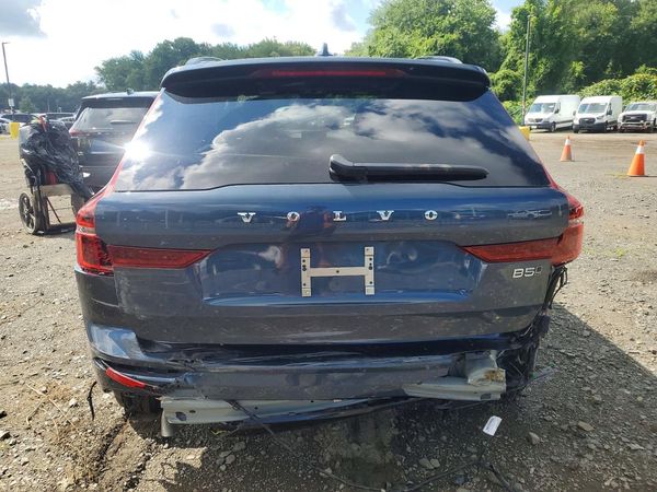 2026 VOLVO XC60 Plus Dark