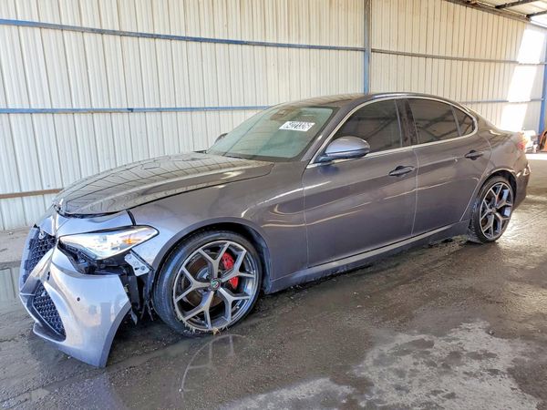 2020 ALFA ROMEO GIULIA FOUR DOOR SEDAN — Front 3/4