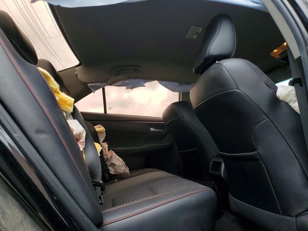 2015 TOYOTA CAMRY