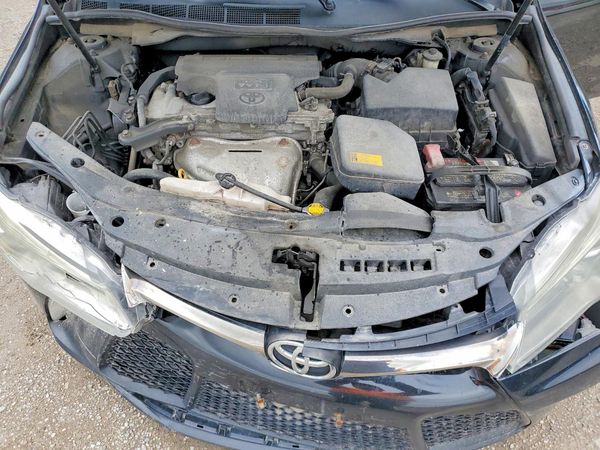 2015 TOYOTA CAMRY