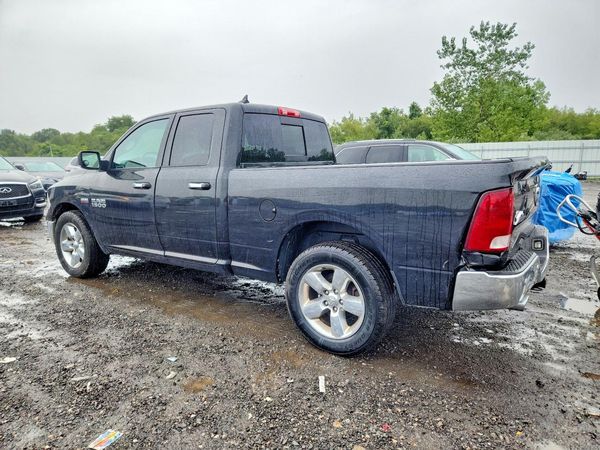 2018 RAM 1500 SLT
