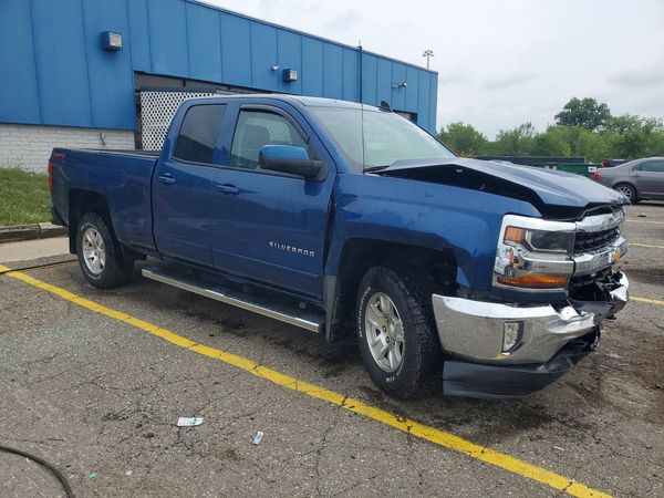 2018 CHEVROLET SILVERADO LT