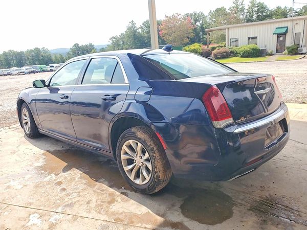 2015 CHRYSLER 300