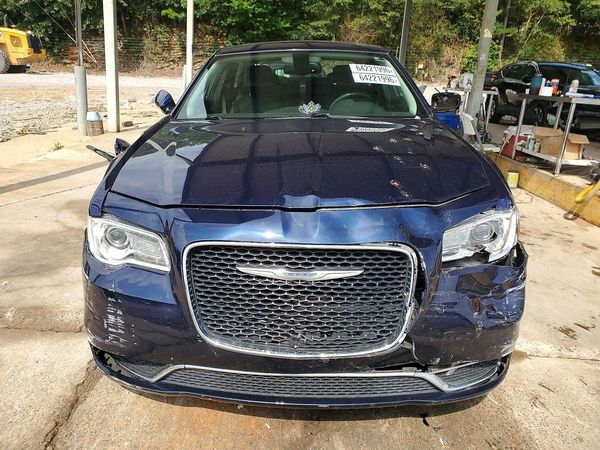 2015 CHRYSLER 300
