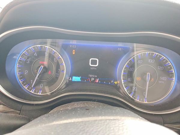 2015 CHRYSLER 300
