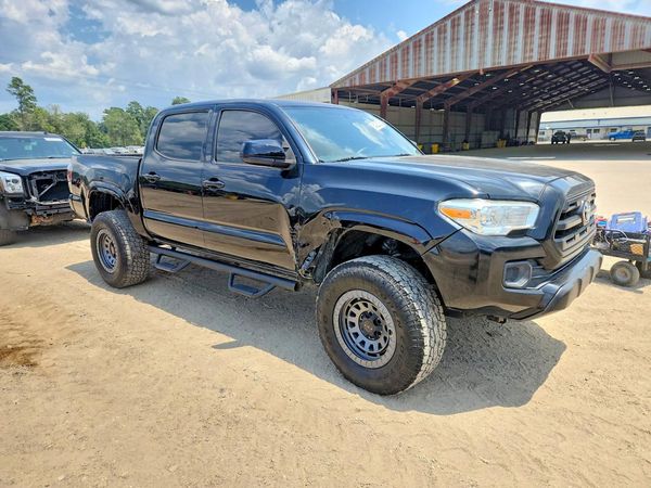 2017 TOYOTA TACOMA SR/SR5