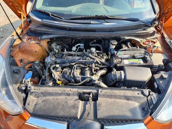 2012 HYUNDAI VELOSTER GLS(Middle grade)