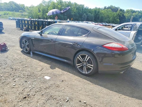 2012 PORSCHE PANAMERA Base (2WD), 4 (4WD)