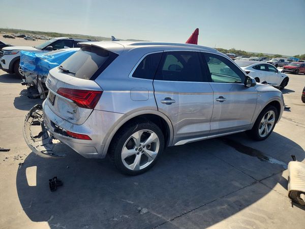 2022 AUDI Q5