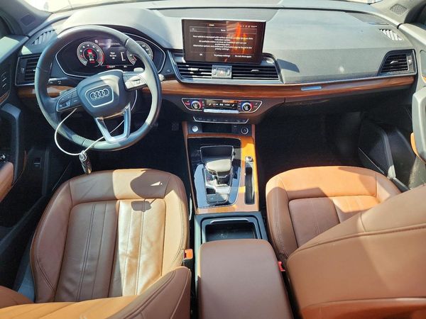 2022 AUDI Q5