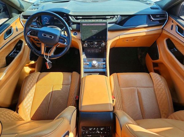 2023 JEEP GRAND CHEROKEE