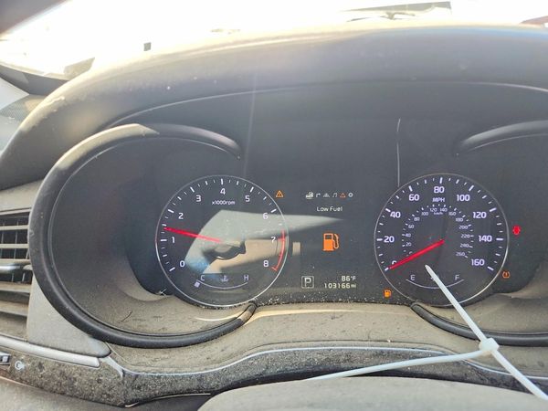 2016 KIA K900 Premium