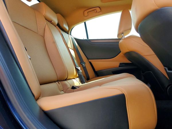 2025 LEXUS ES 350