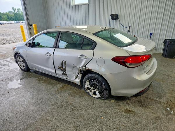 2018 KIA FORTE LX Base
