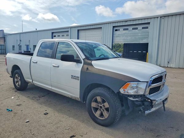 2017 RAM 1500 SLT — Passenger 3/4