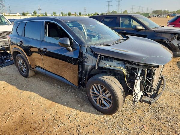 2021 NISSAN ROGUE S — Passenger 3/4