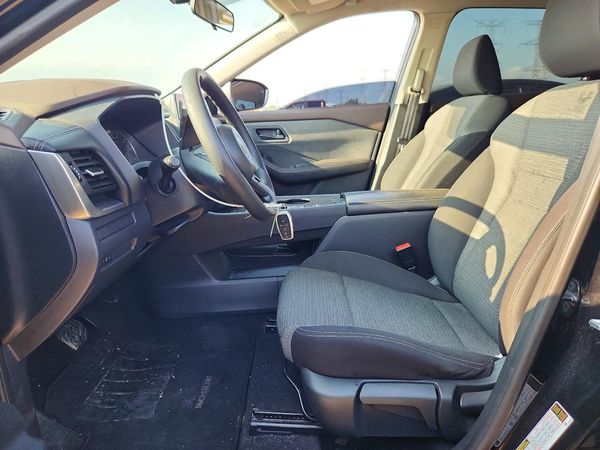 2021 NISSAN ROGUE S — DENT