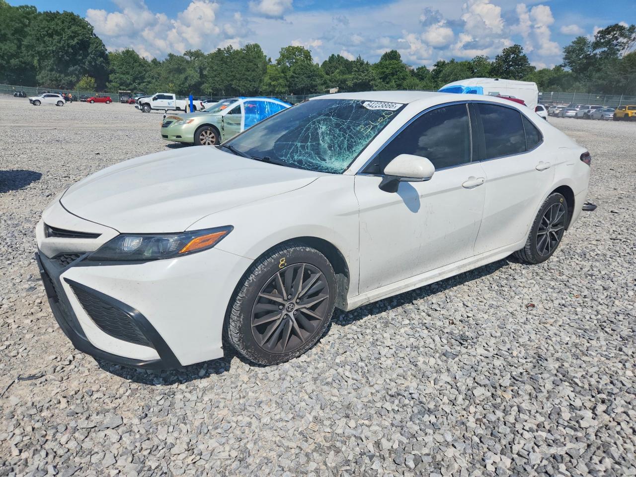 2022 TOYOTA CAMRY SE