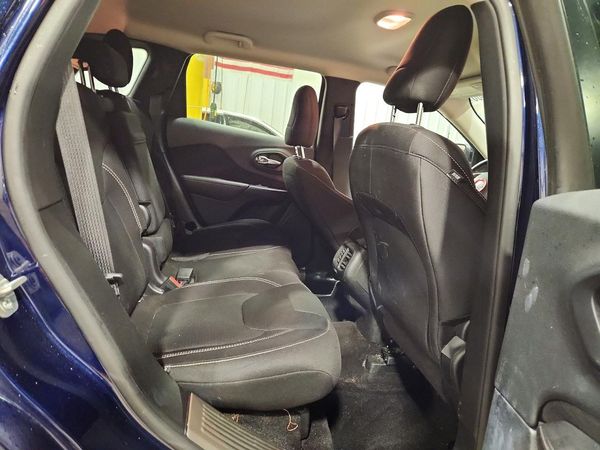 2015 JEEP CHEROKEE LATITUDE 4X4