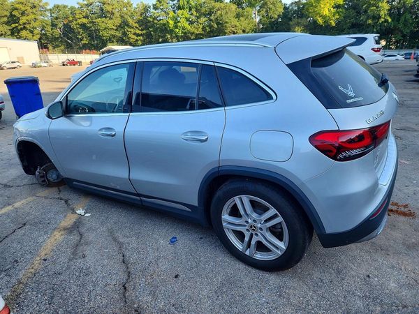 2021 MERCEDES-BENZ GLA GLA250
