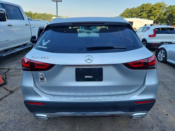 2021 MERCEDES-BENZ GLA GLA250