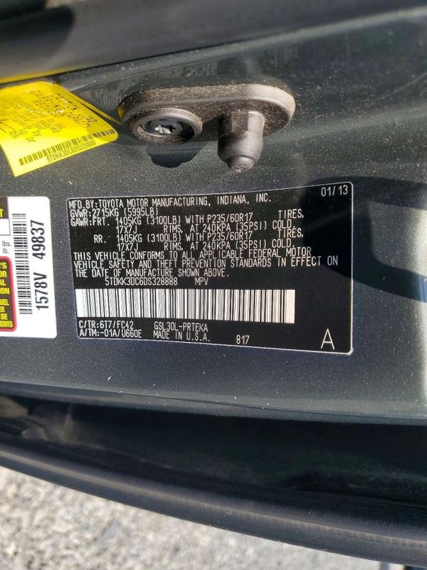 2013 TOYOTA SIENNA