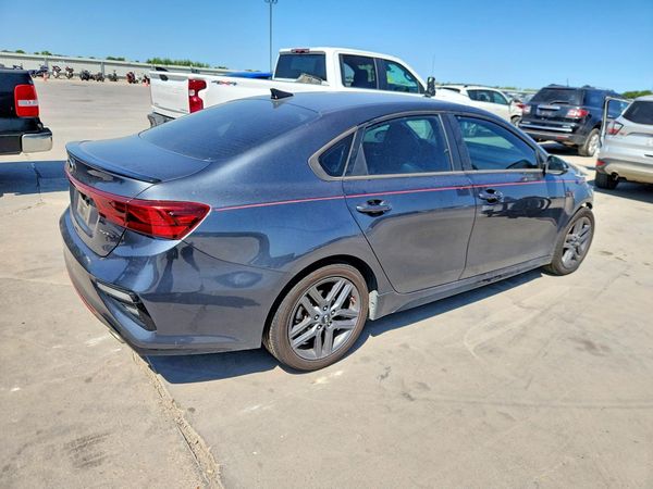 2021 KIA FORTE GT Line