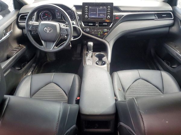 2022 TOYOTA CAMRY