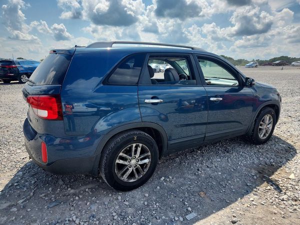 2014 KIA SORENTO Base/ LX