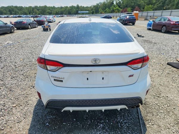 2021 TOYOTA COROLLA SE, CVT