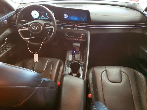 2022 HYUNDAI ELANTRA Limited