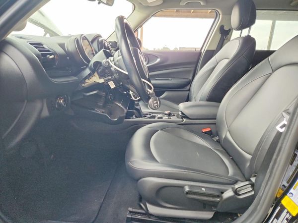 2016 MINI COOPER